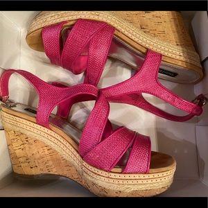 White House Black Market Wedges